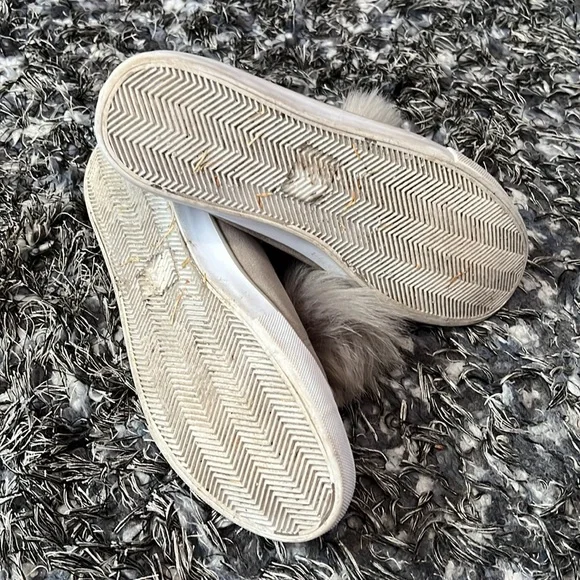 Sneakers with Fuzzy Ball - Picture 2 of 4